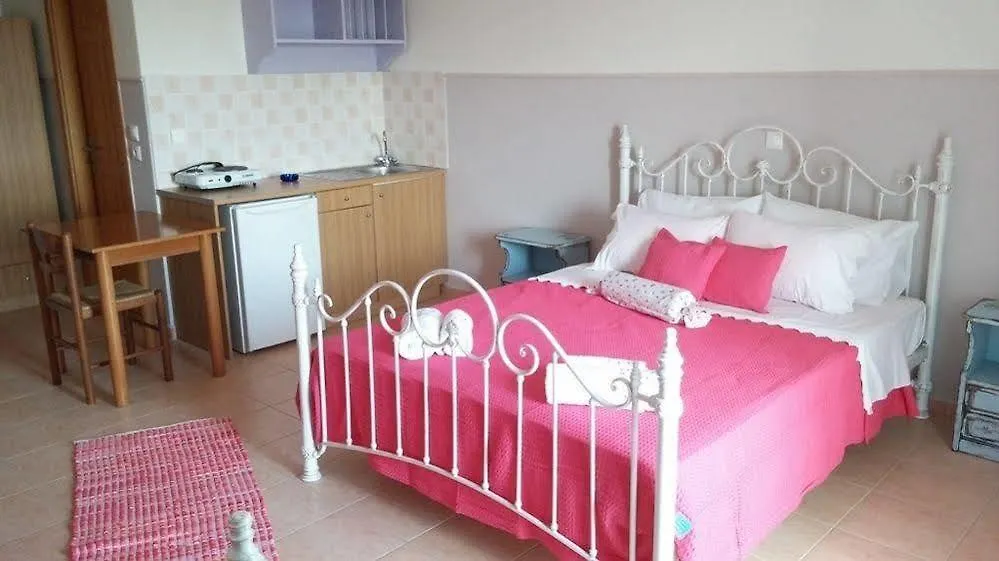 Lejlighedshotel Elaias Gi Residence Mousata